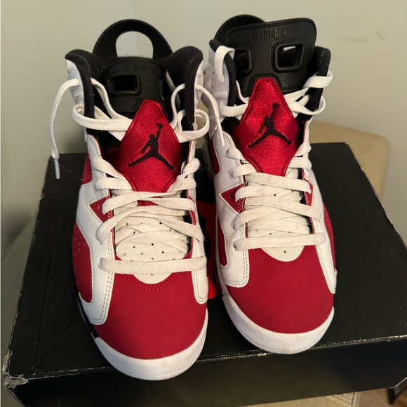 Jordan 6 Carmine - Picture 4 of 9